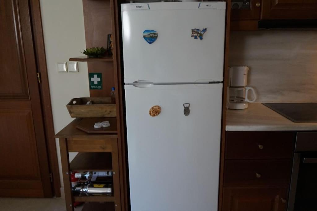 Apartment With A Garden, Bbq, Swimming Pool And Jacuzzi Dhráfi 외부 사진