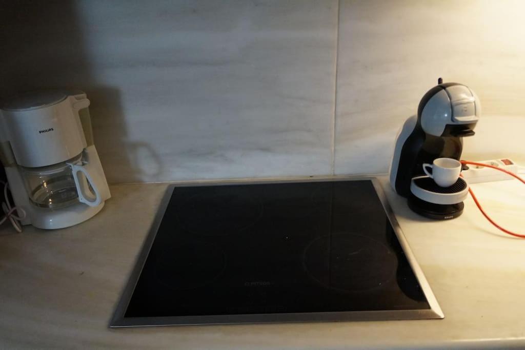 Apartment With A Garden, Bbq, Swimming Pool And Jacuzzi Dhráfi 외부 사진
